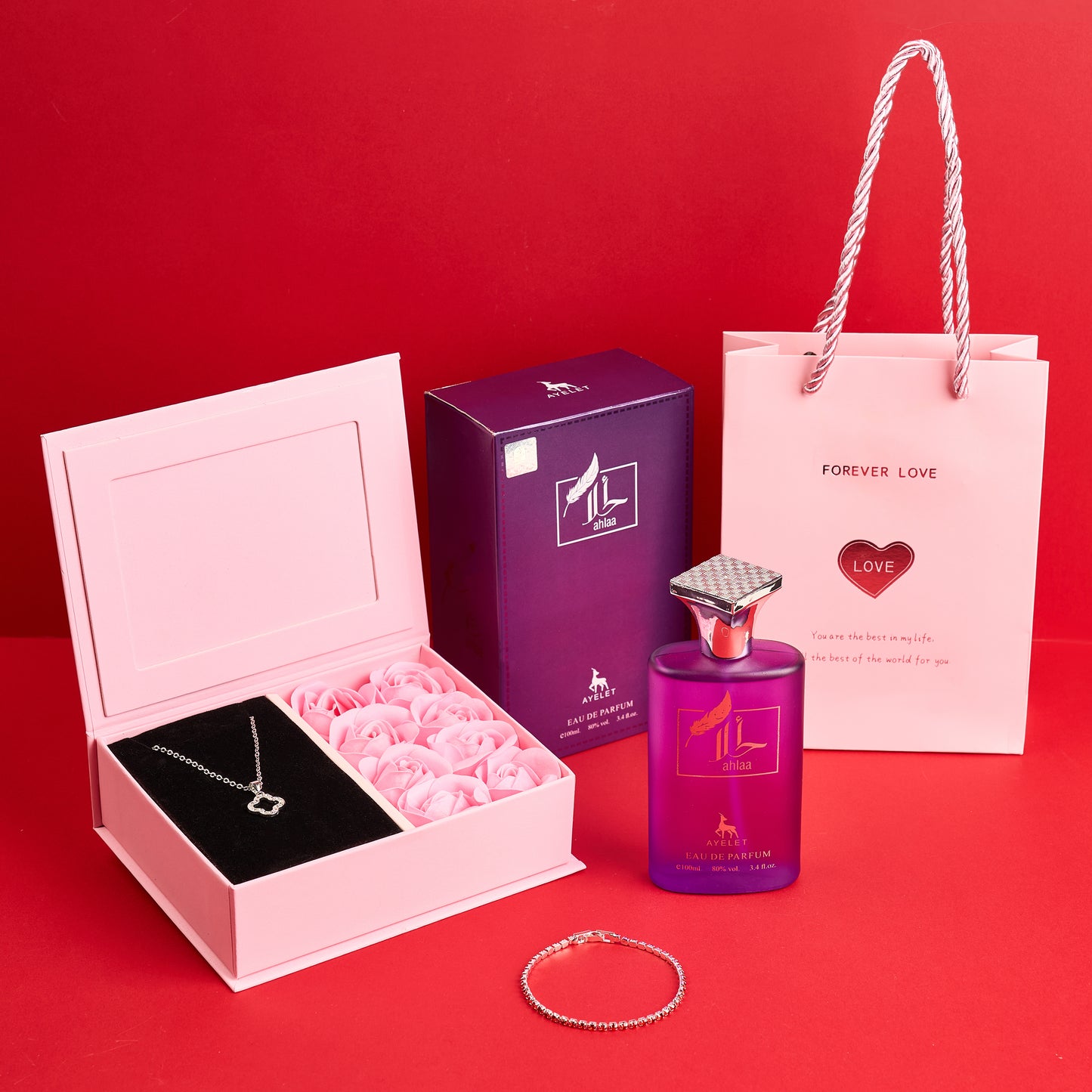 Set Cadou Pentru Ea (1) - Cutie Trandafiri + Bratara + Lant + Parfum Oriental Ahla